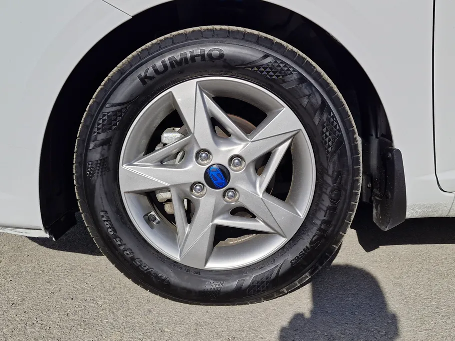 2024 Hyundai Accent Fleet 