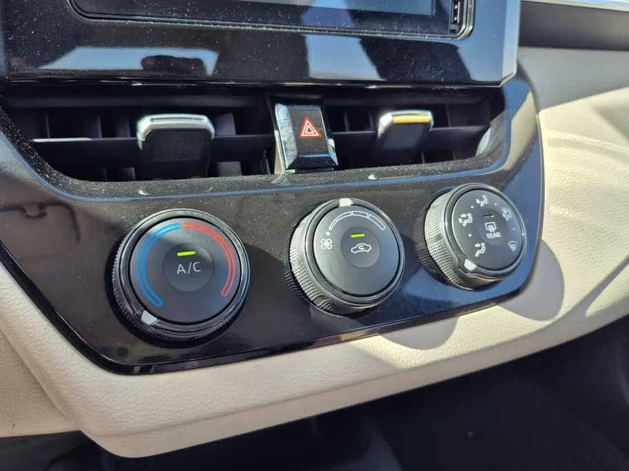 تويوتا كورولا XLI 2024 