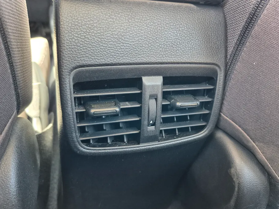 تويوتا كورولا XLI 2024 