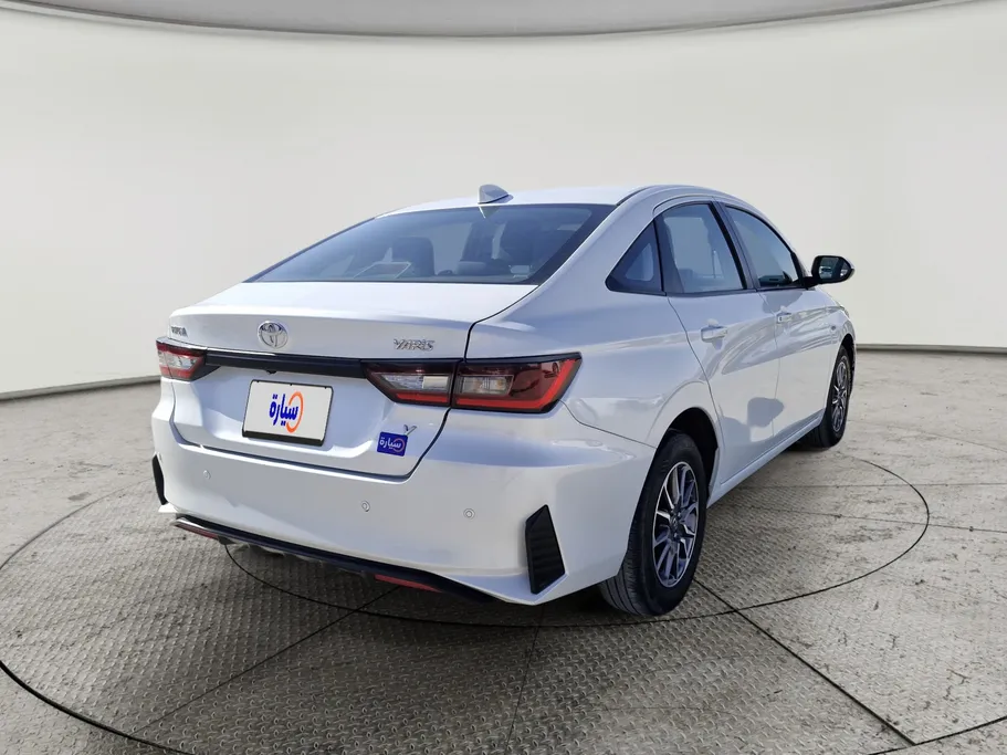 2023 Toyota Yaris  Y 