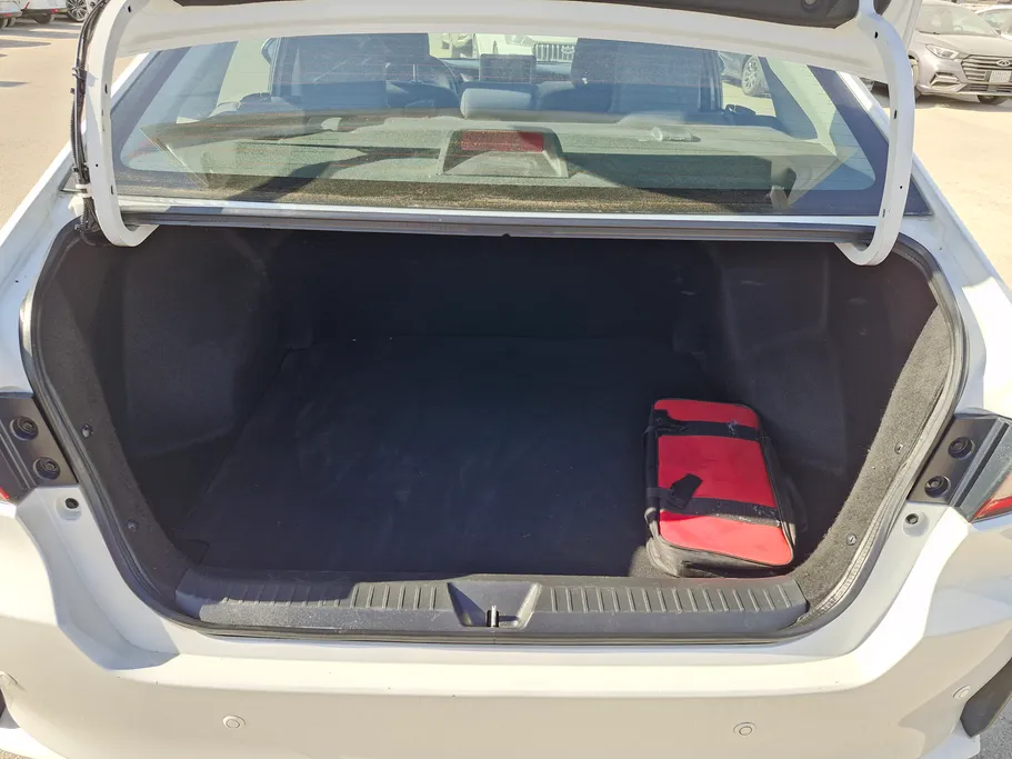 2023 Toyota Yaris  Y 