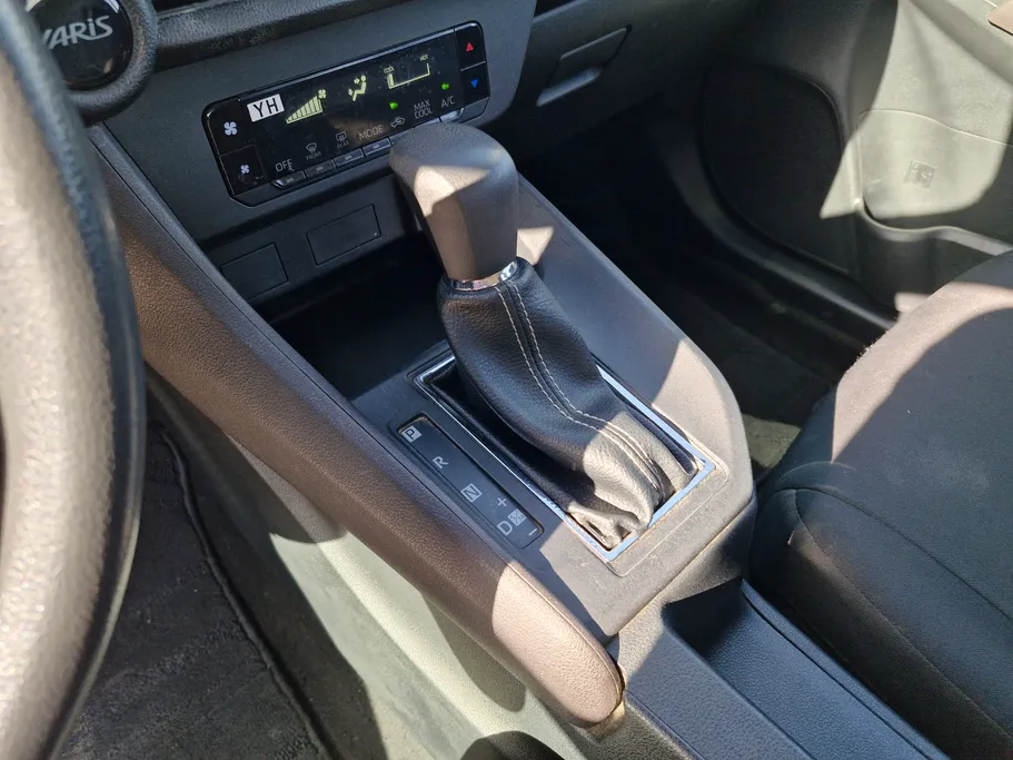 2023 Toyota Yaris  Y 