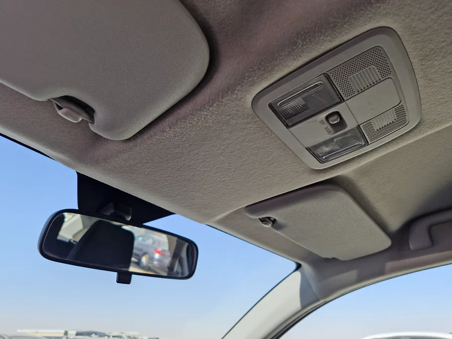 2023 Toyota Yaris  Y 