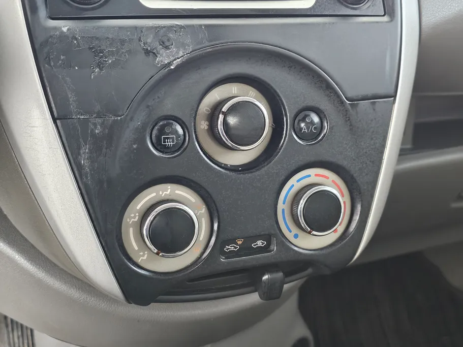 2020 Nissan Sunny Classic 