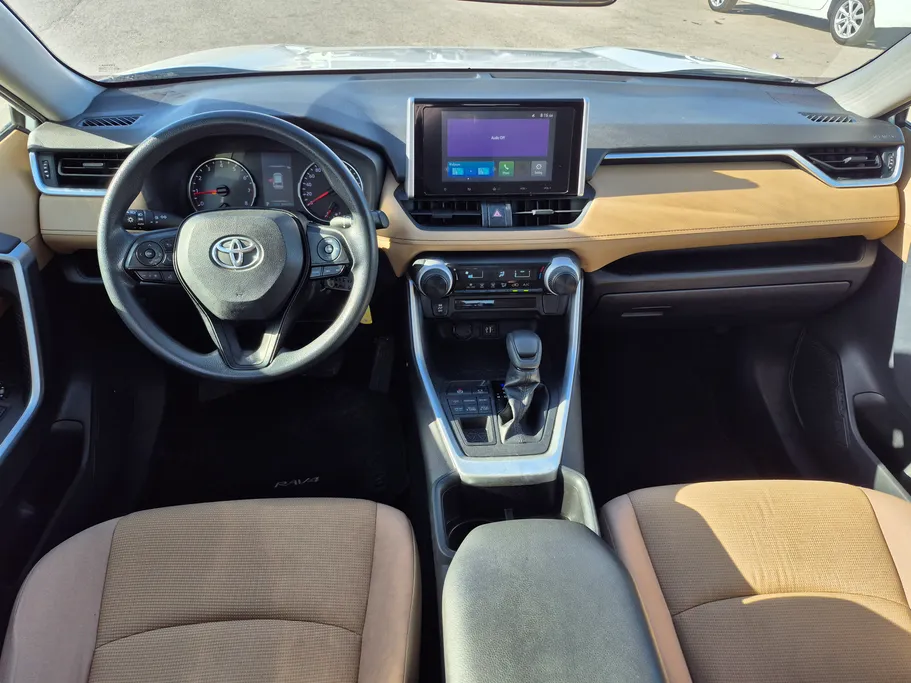 تويوتا راف فور LE 2023 