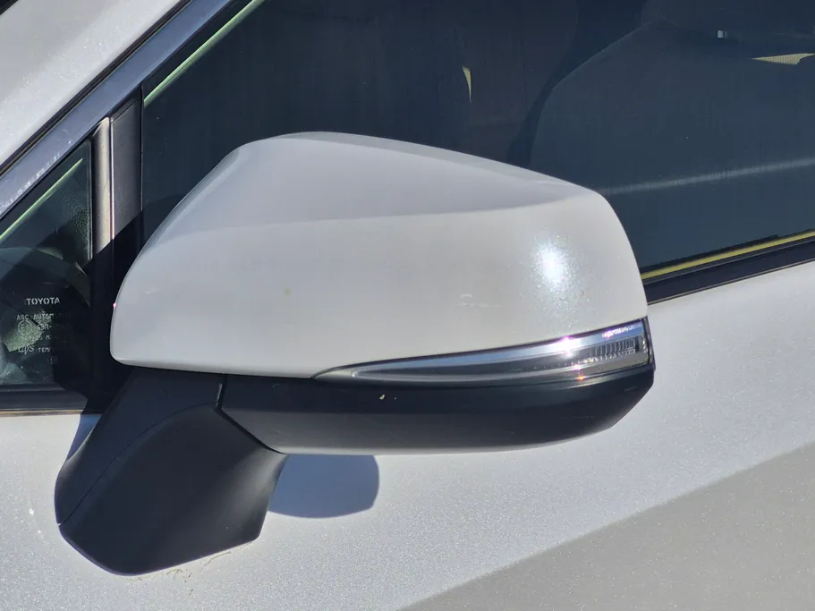 تويوتا راف فور LE 2023 