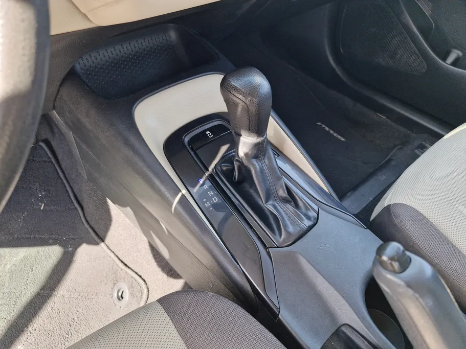 تويوتا كورولا XLI 2022 