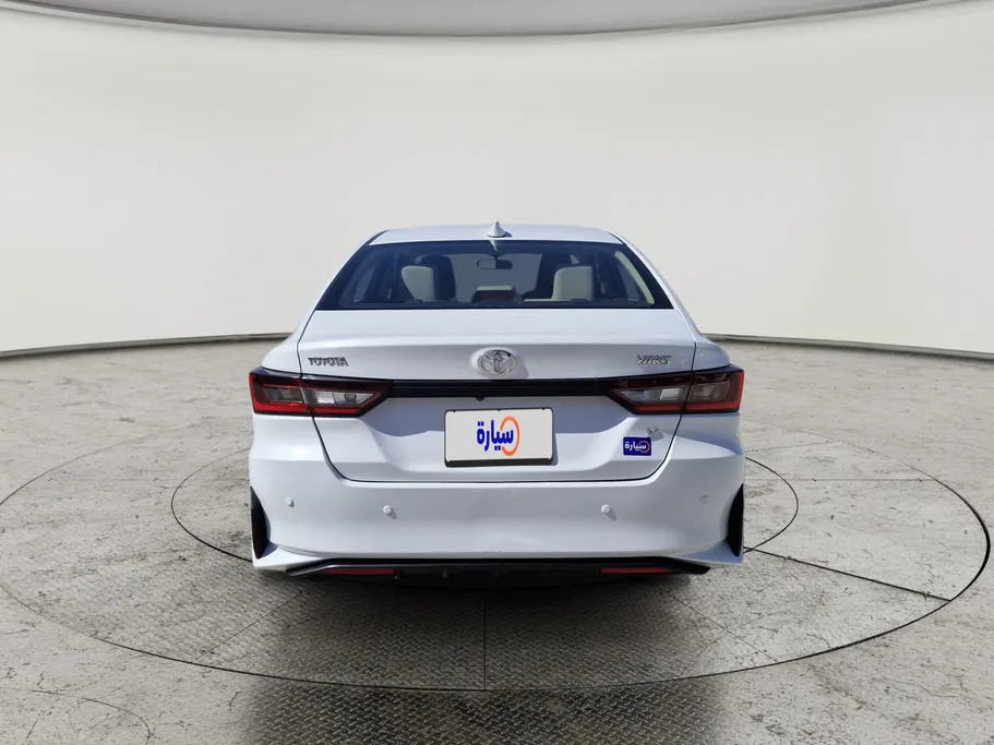 تويوتا يارس Y 2023 
