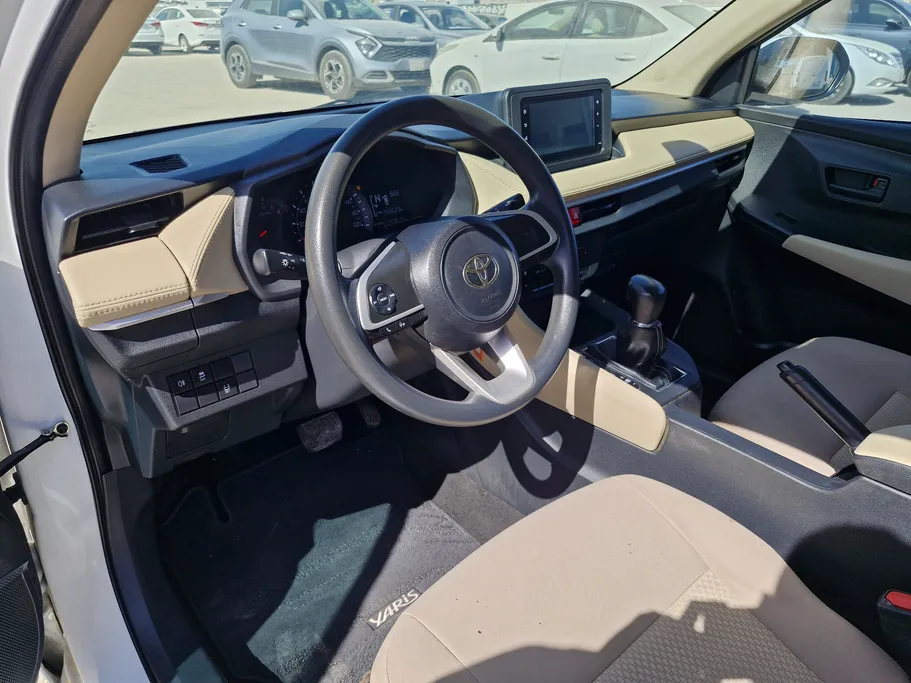 تويوتا يارس Y 2023 