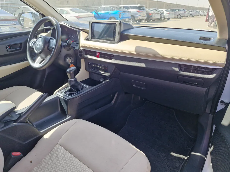 تويوتا يارس Y 2023 