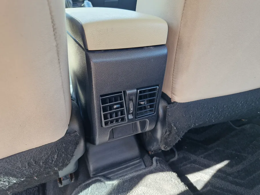 تويوتا يارس Y 2023 