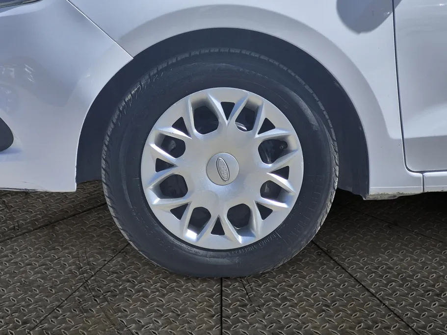 2017 Ford Figo امبيانتي 