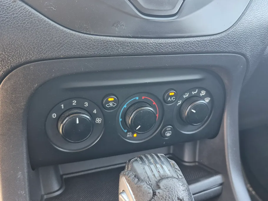 2017 Ford Figo امبيانتي 