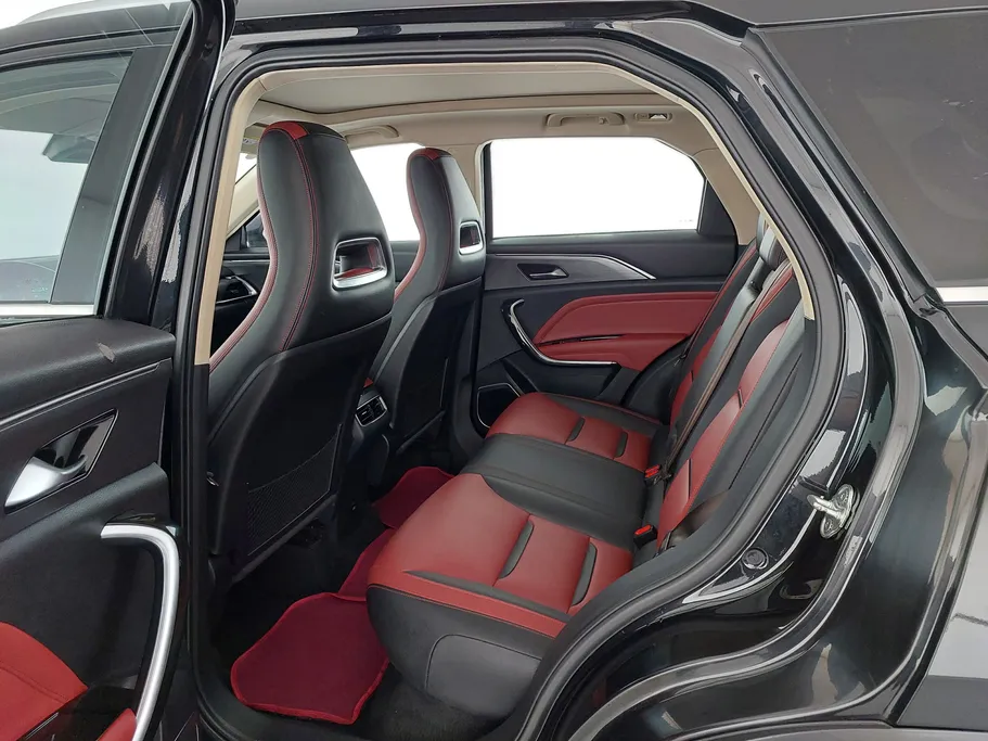 2023 FAW Bestune T77  