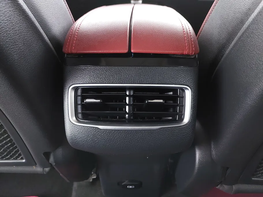 2023 FAW Bestune T77  