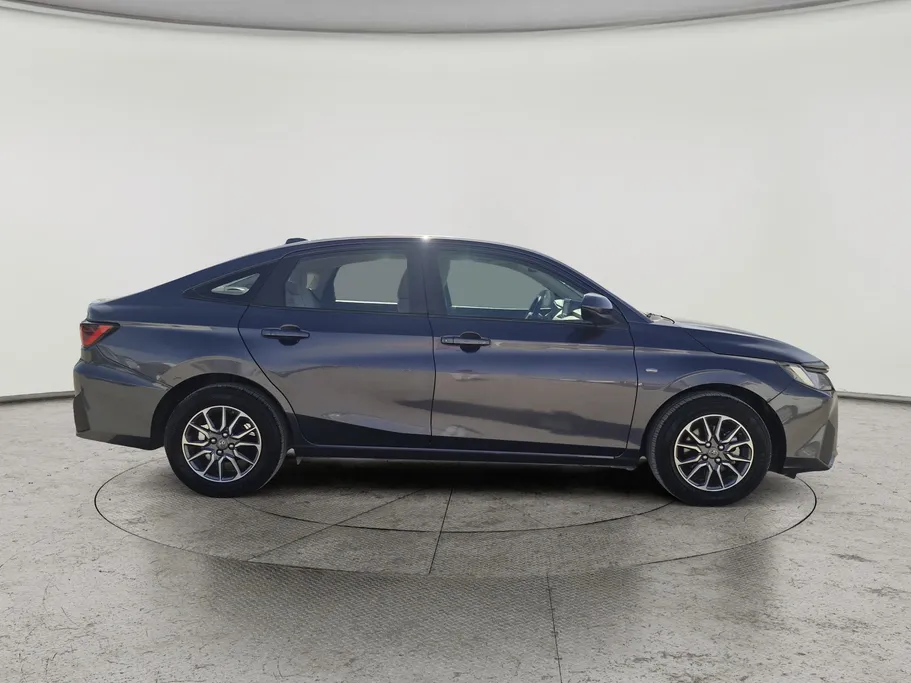 تويوتا يارس Y 2023 