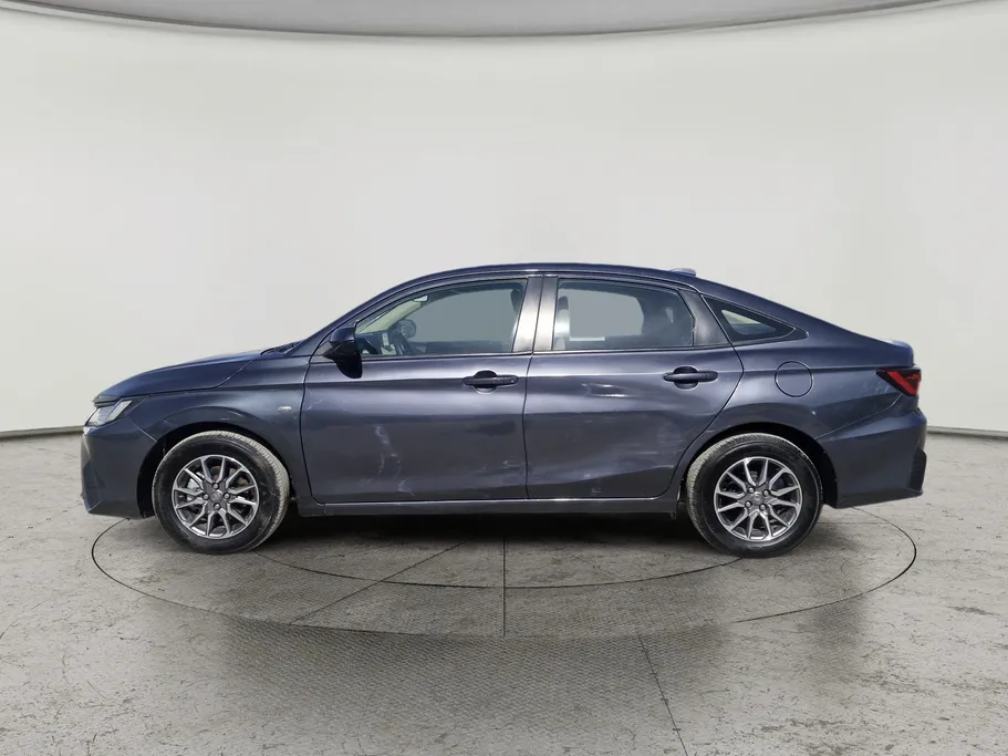 تويوتا يارس Y 2023 