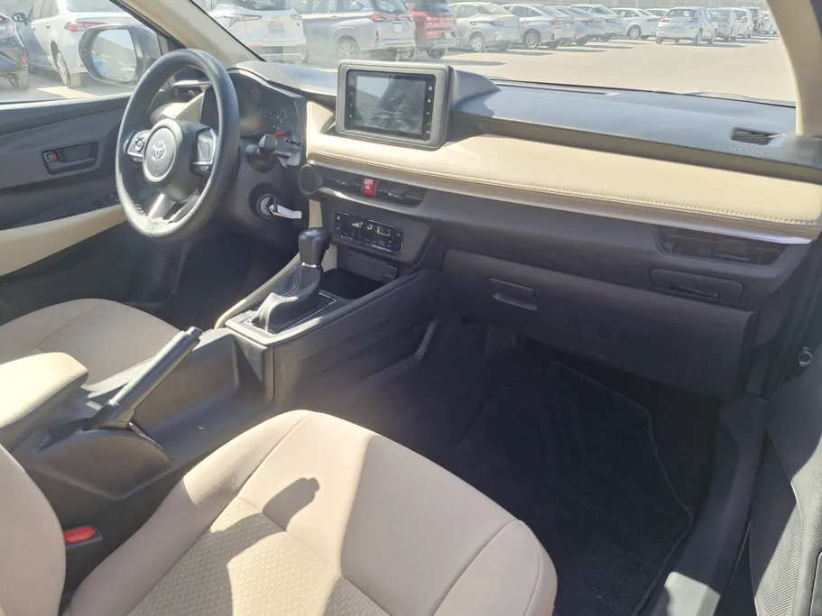 تويوتا يارس Y 2023 