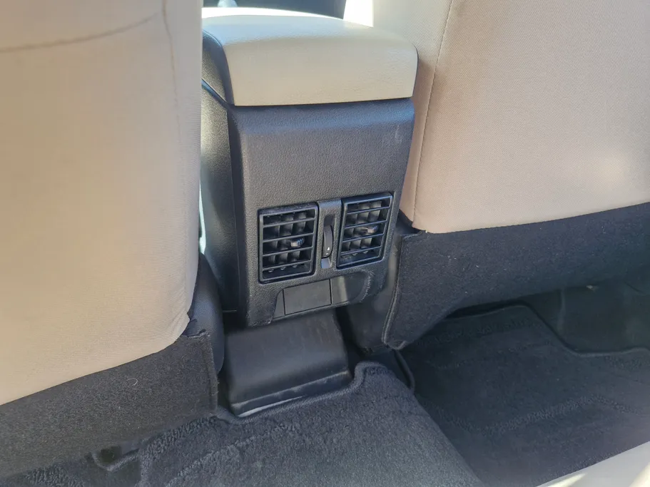 تويوتا يارس Y 2023 