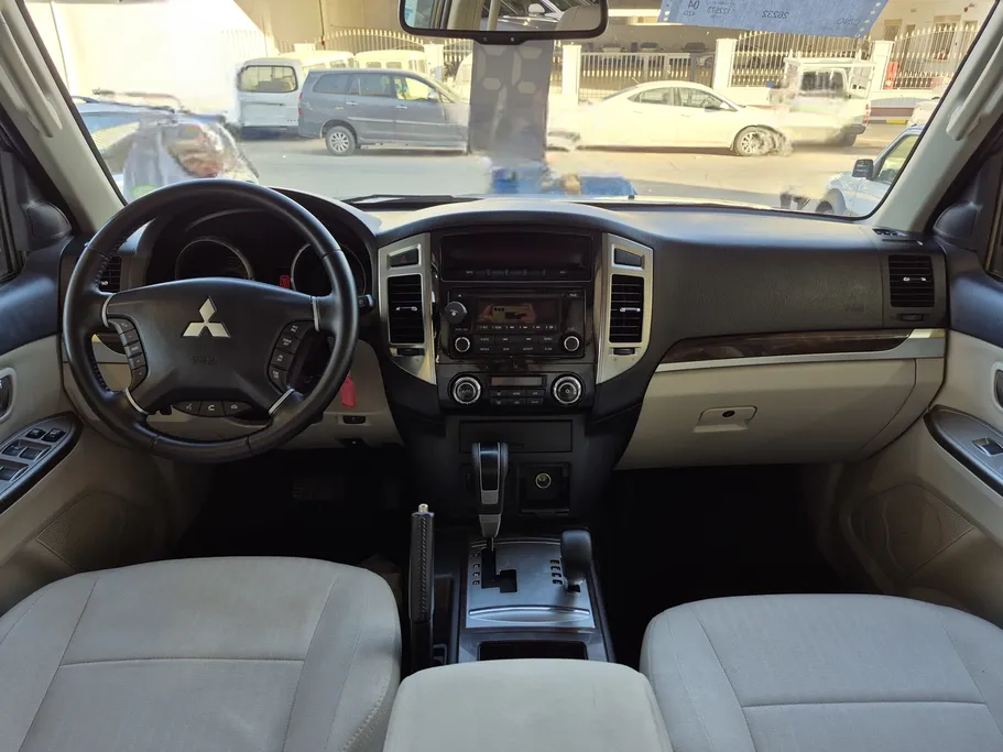 2022 Mitsubishi Pajero GLS 5Doors 