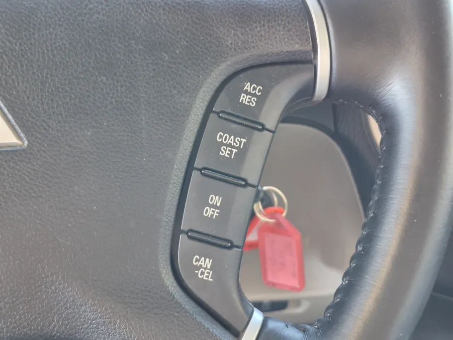 2022 Mitsubishi Pajero GLS 5Doors 