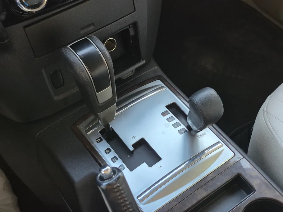 2022 Mitsubishi Pajero GLS 5Doors 