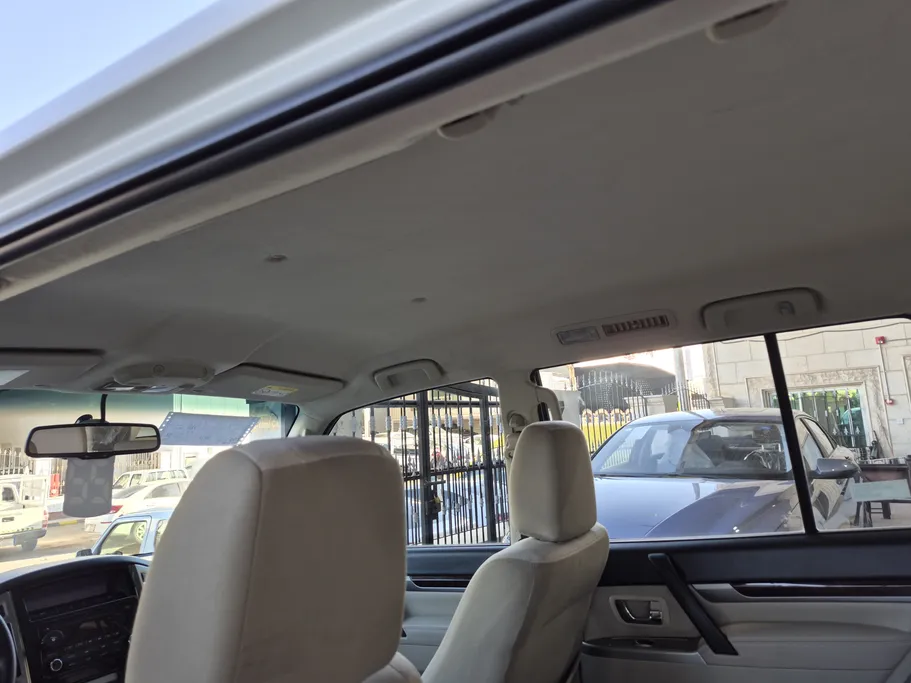 2022 Mitsubishi Pajero GLS 5Doors 