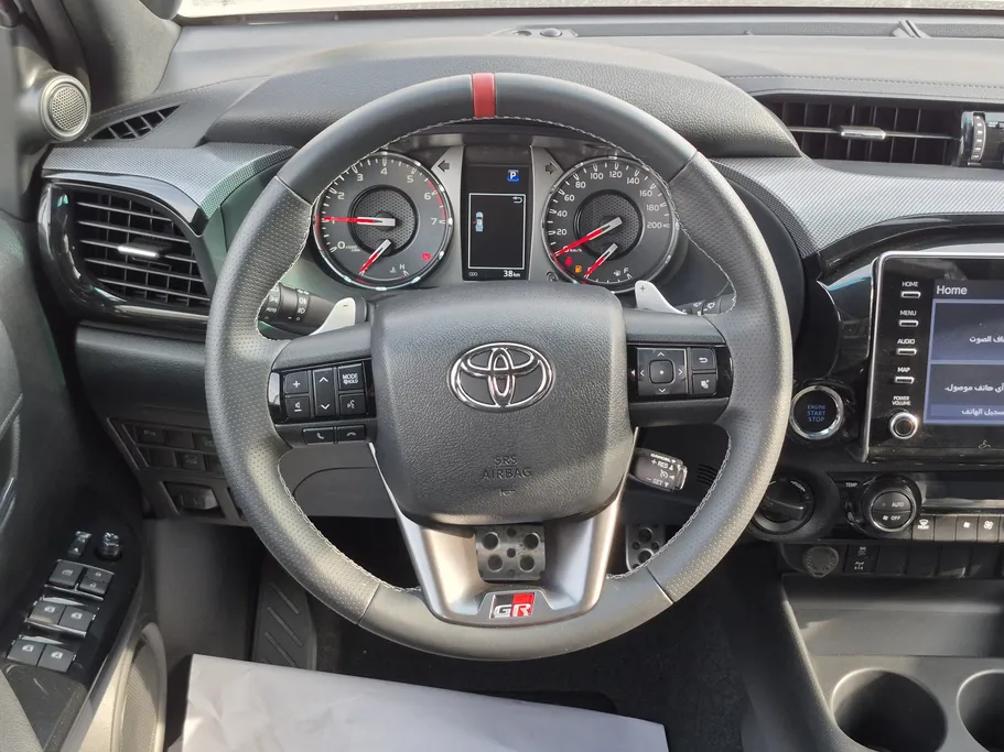 تويوتا هايلكس GR Sport 2025 