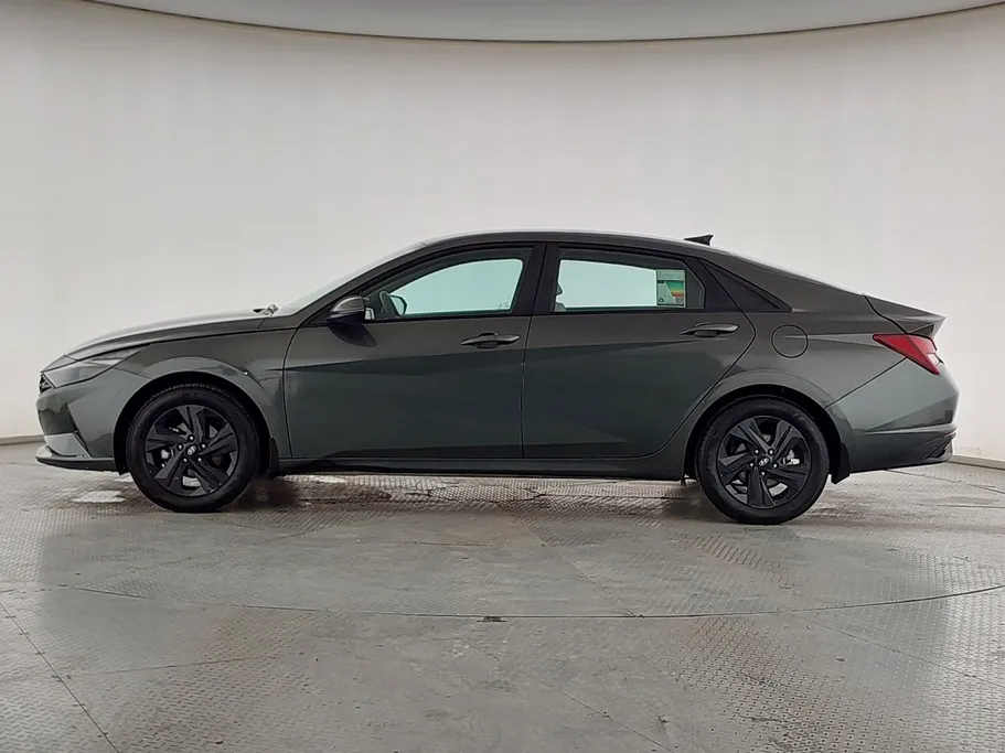 2023 هيونداي Elantra سمارت 