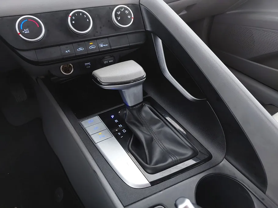 2023 هيونداي Elantra سمارت 