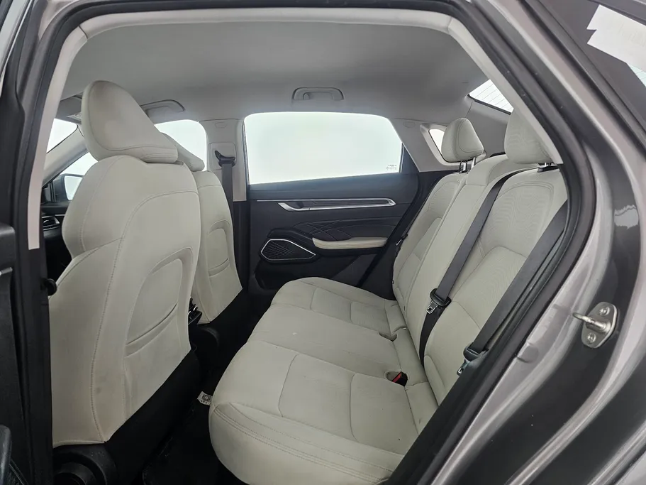 جيلي امجراند GS 2024 