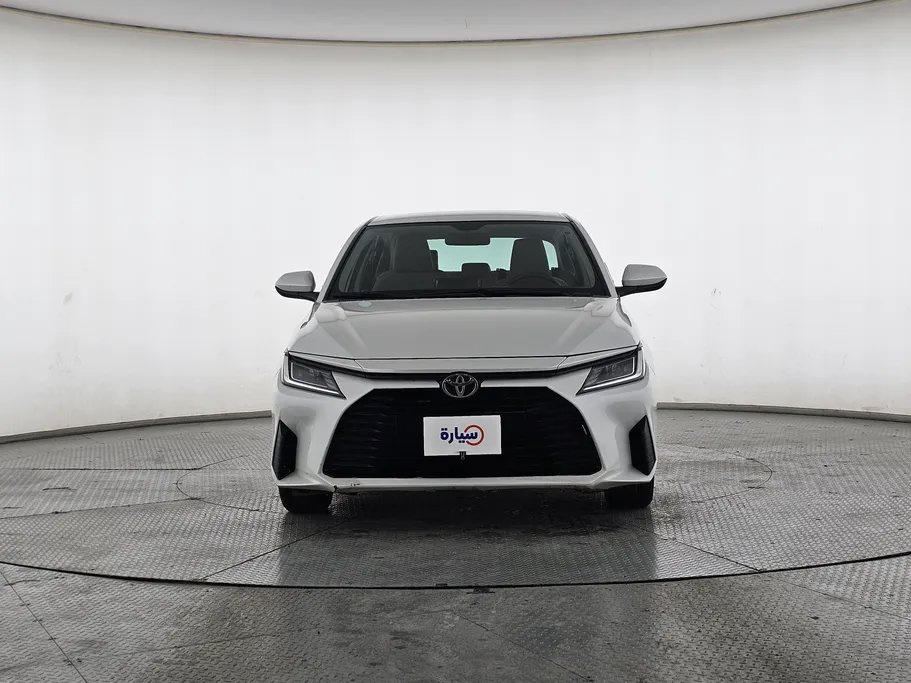 2023 Toyota Yaris  Y 