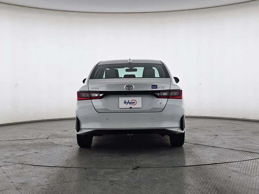 2023 Toyota Yaris  Y 