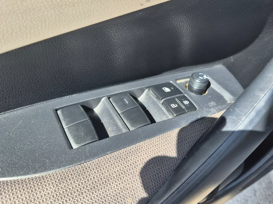 تويوتا كورولا XLI 2024 