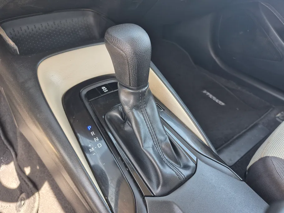 تويوتا كورولا XLI 2024 