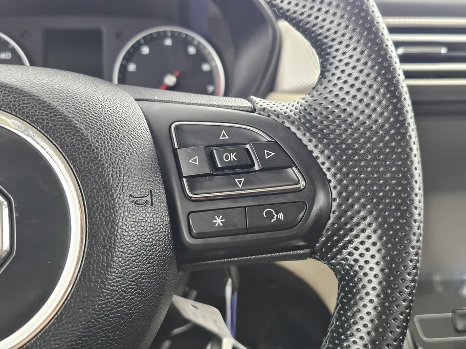 ام جي 5 STD 2024 