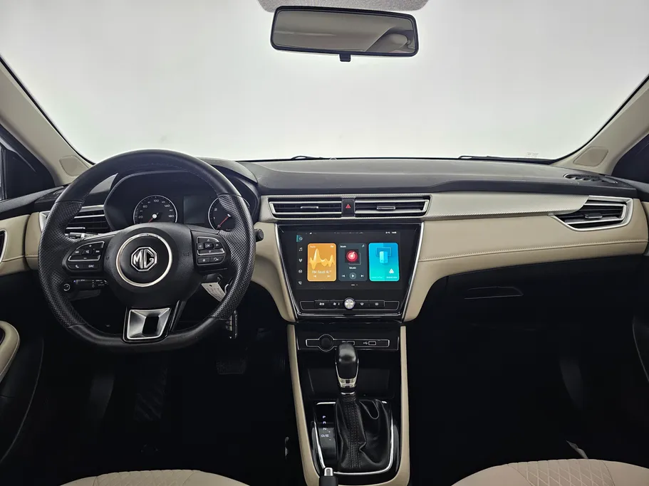 ام جي 5 STD 2024 