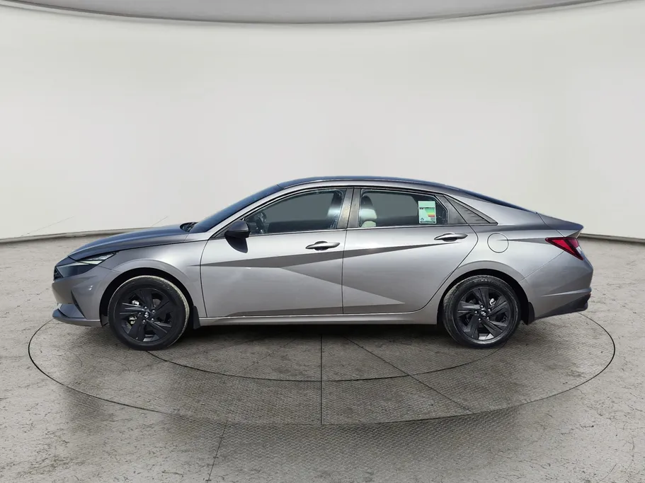 2023 هيونداي Elantra سمارت 