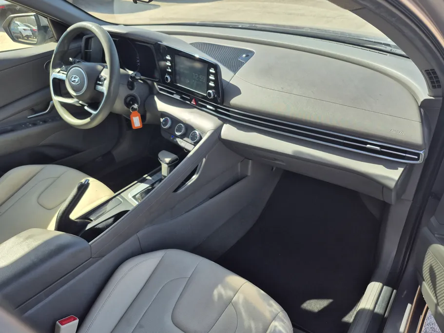 2023 هيونداي Elantra سمارت 