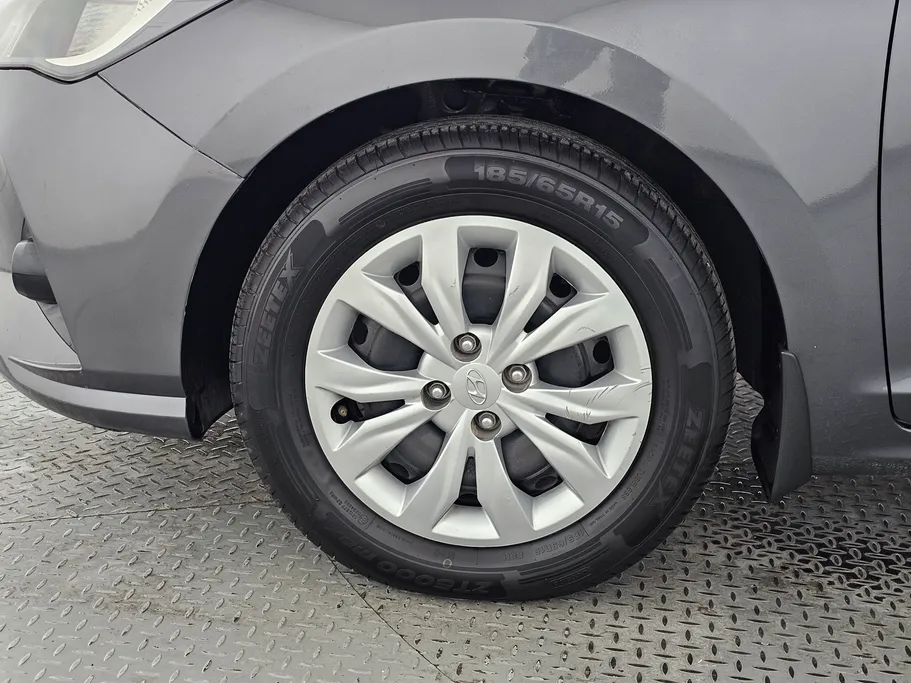 هيونداي اكسنت سمارت 2023 