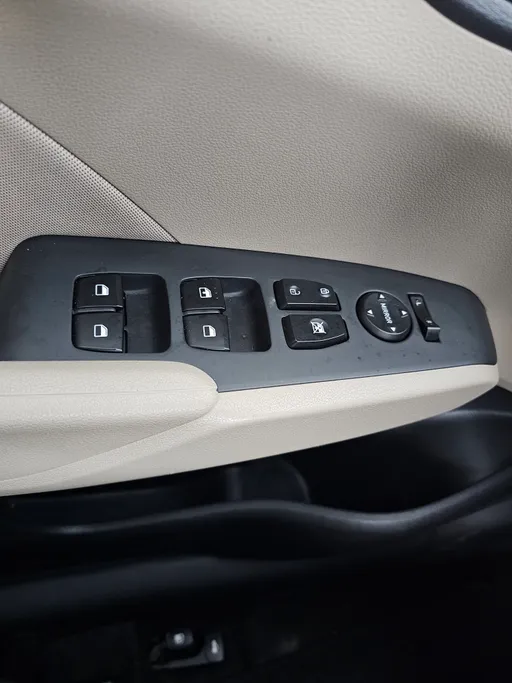 هيونداي اكسنت سمارت 2023 