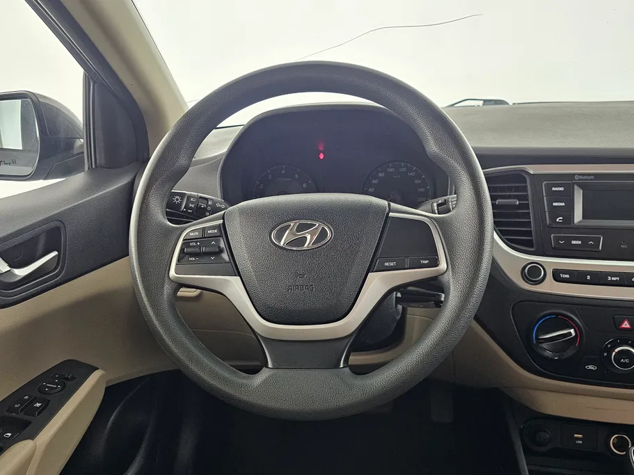 هيونداي اكسنت سمارت 2023 