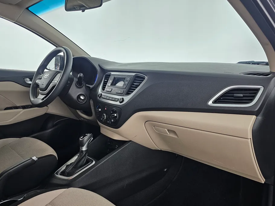 هيونداي اكسنت سمارت 2023 