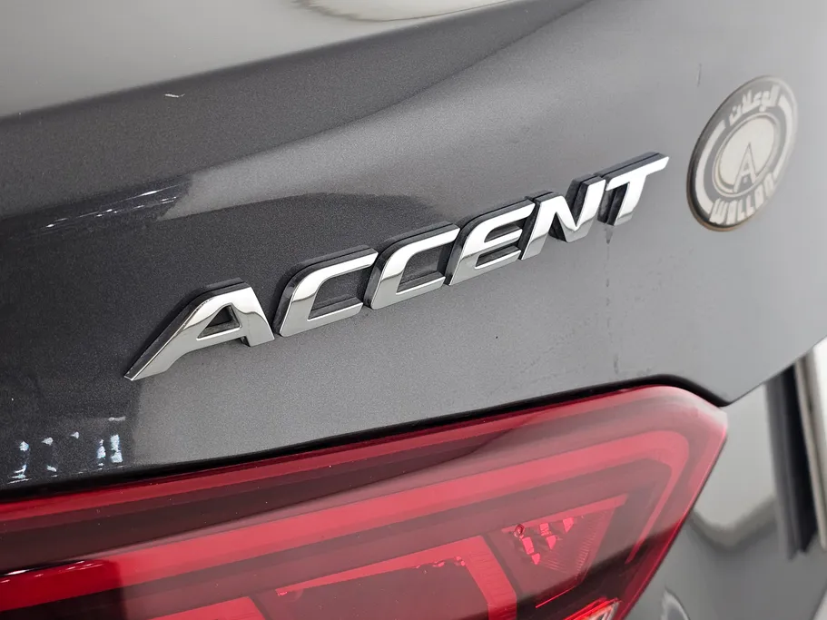 هيونداي اكسنت سمارت 2023 