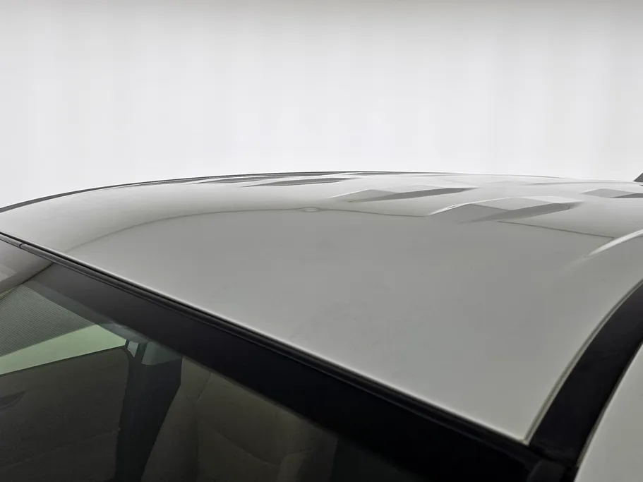 2023 تويوتا RAV4 LE 