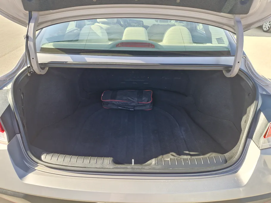 2024 Hyundai Elantra Fleet 