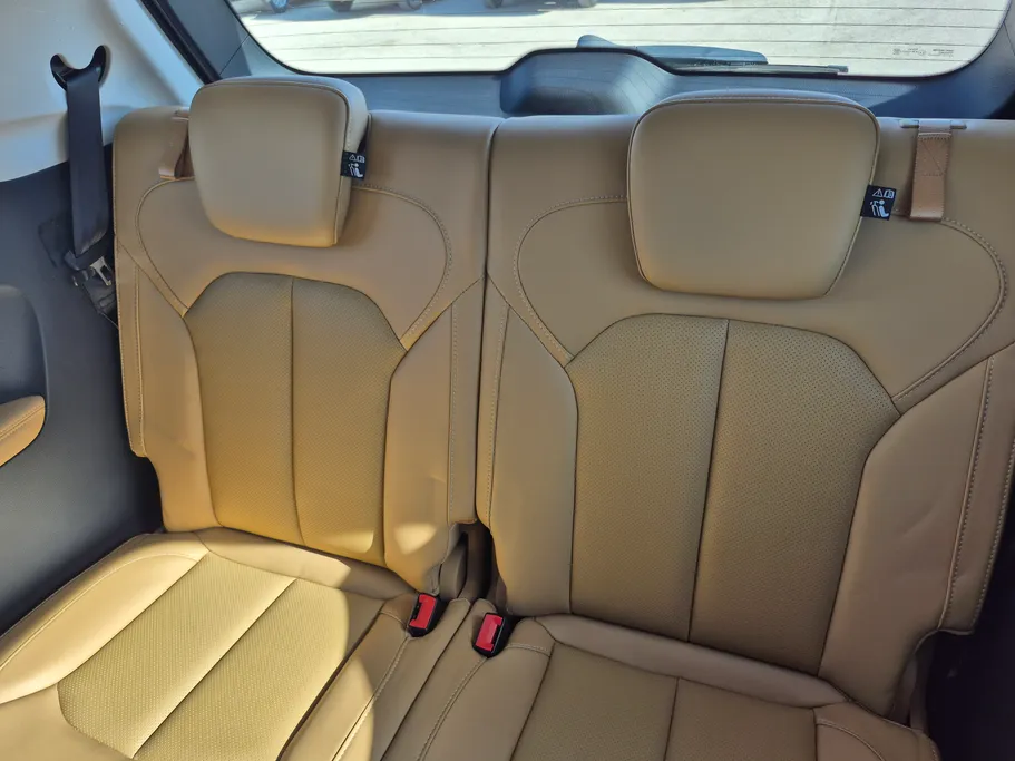 ام جي RX8 LUX 2024 