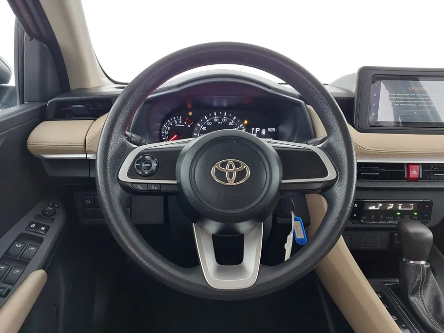 تويوتا يارس Y 2024 