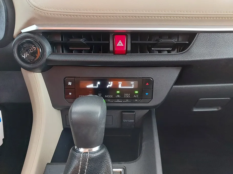 تويوتا يارس Y 2024 