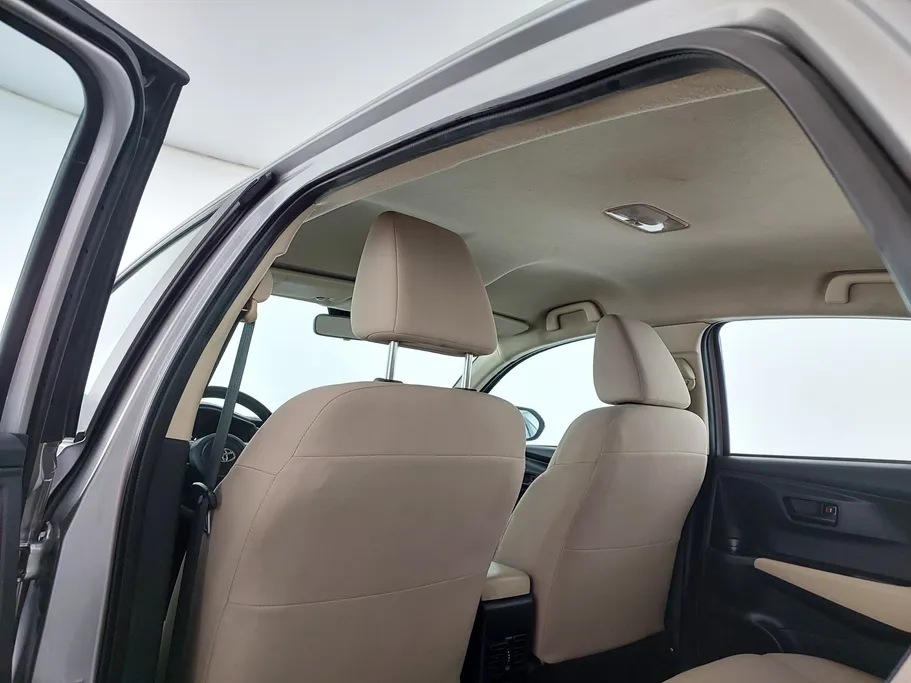 تويوتا يارس Y 2024 